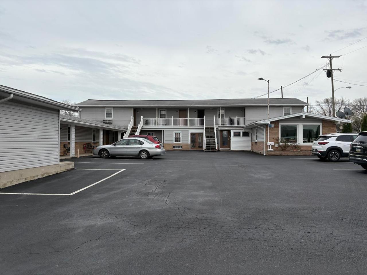 Dutch Motel By Oyo Near Hershey Park Palmyra Exterior foto
